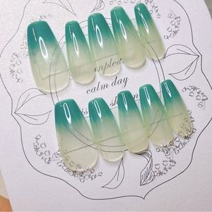Gradient green handmade gel nail, art nails, acrylic press on nail, fake nail